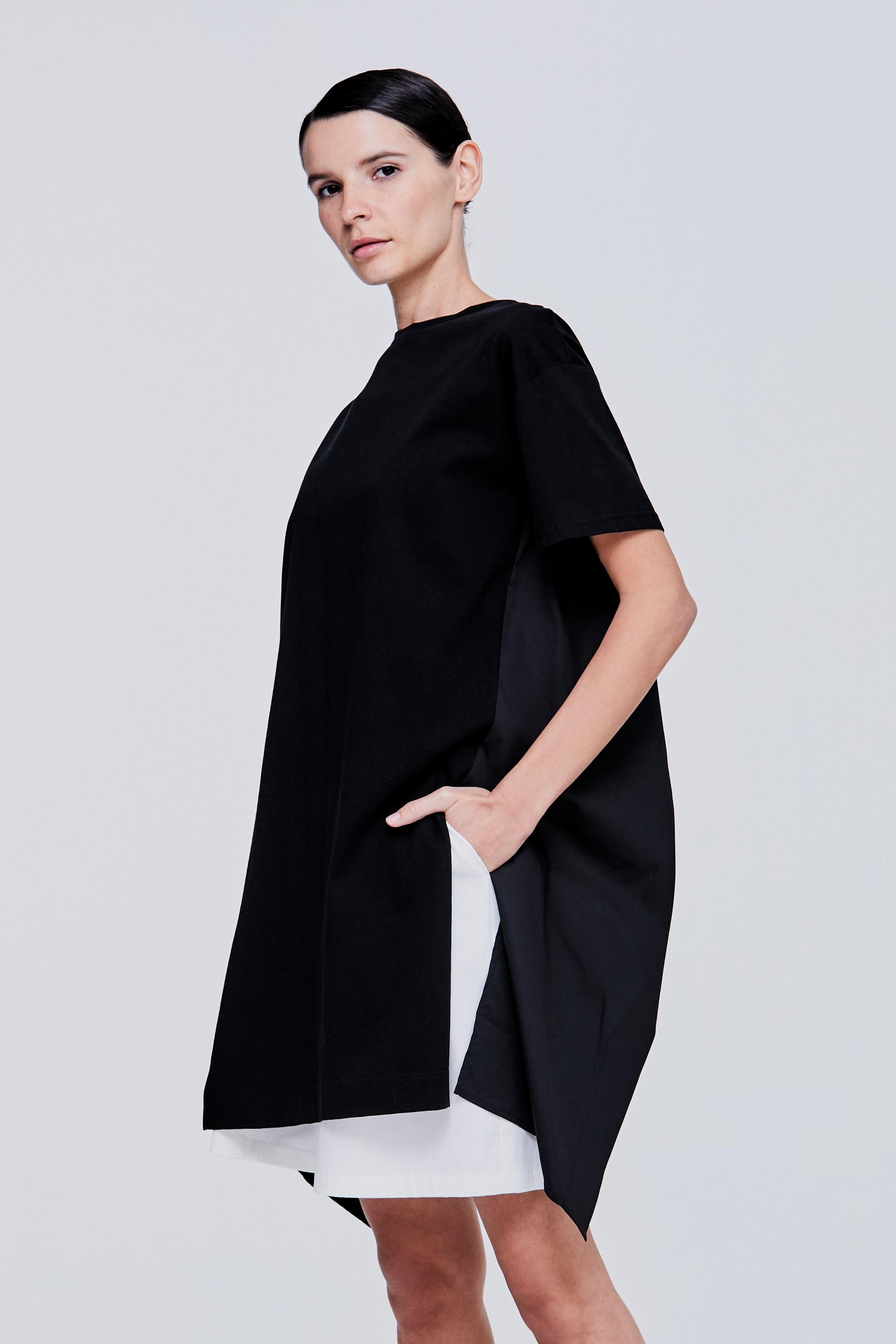 color:NOIR