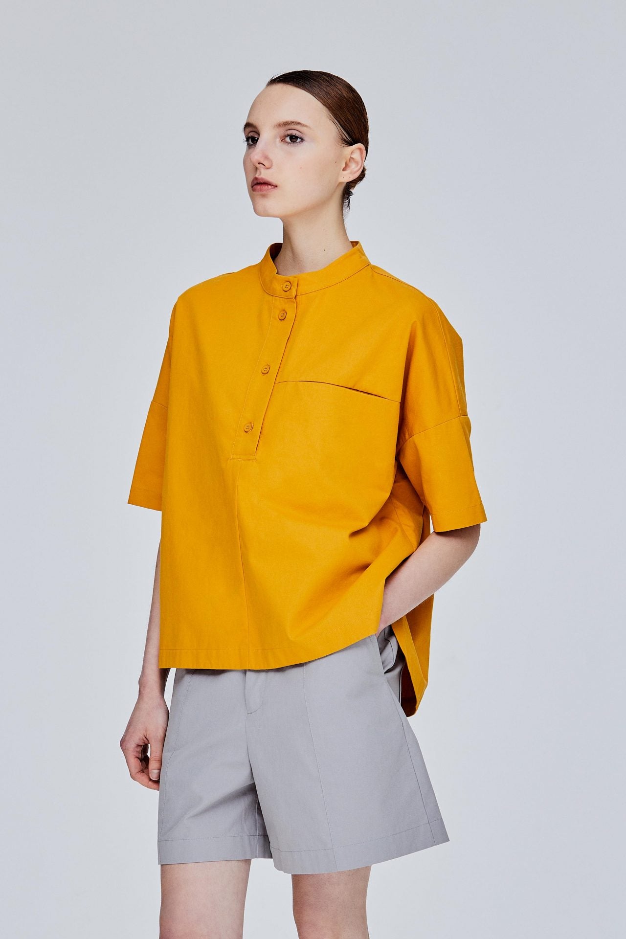 color:MARIGOLD