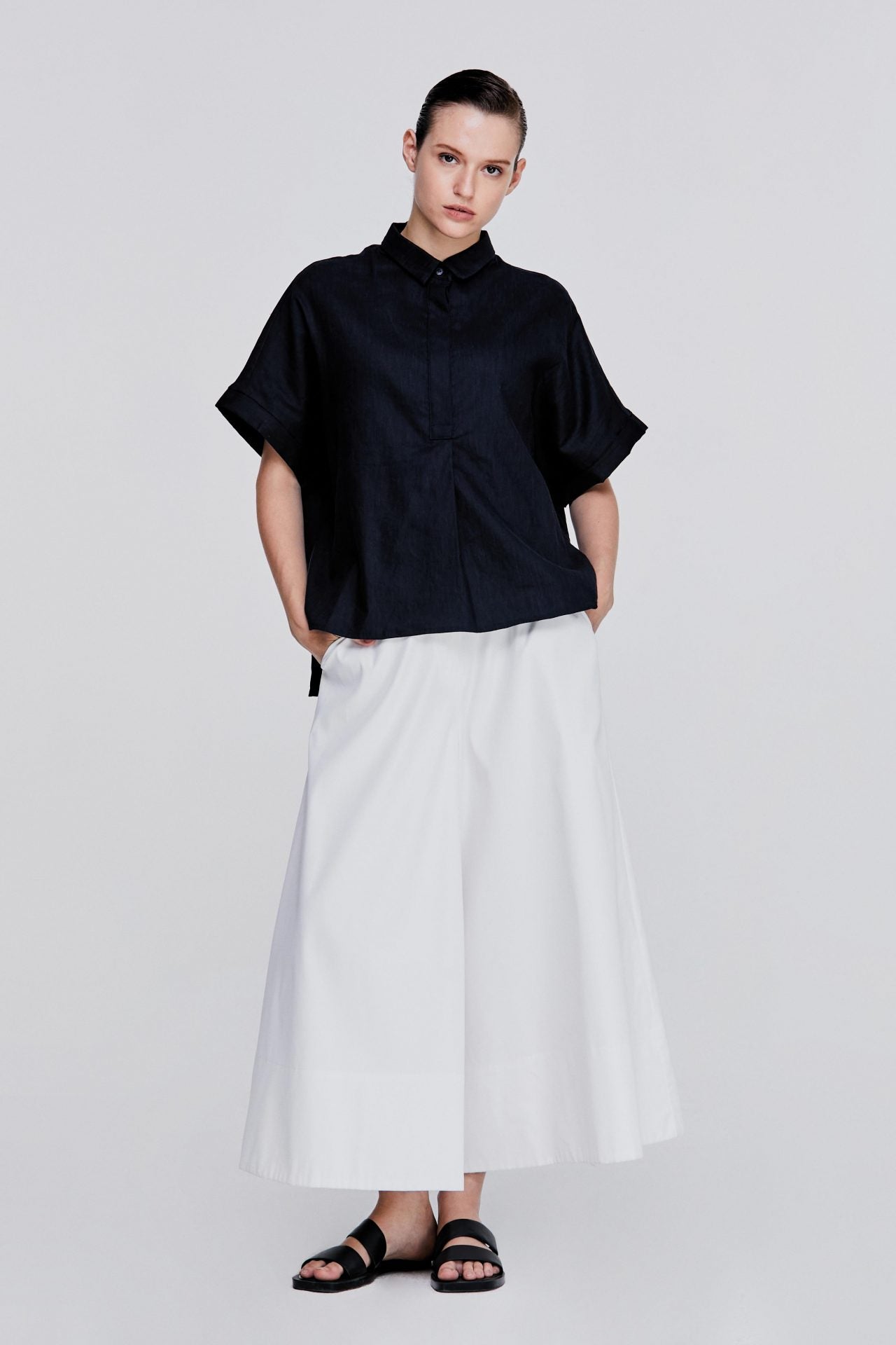 color:NAVY