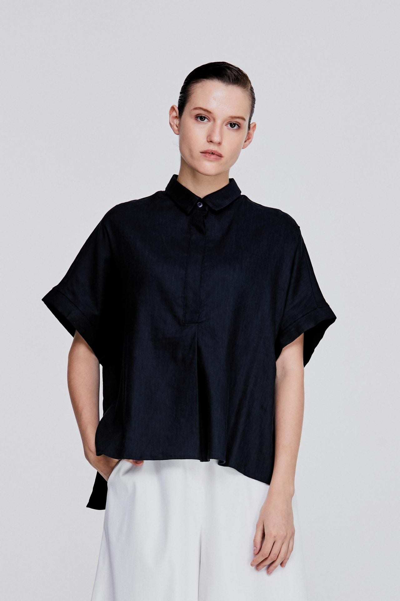 color:NAVY