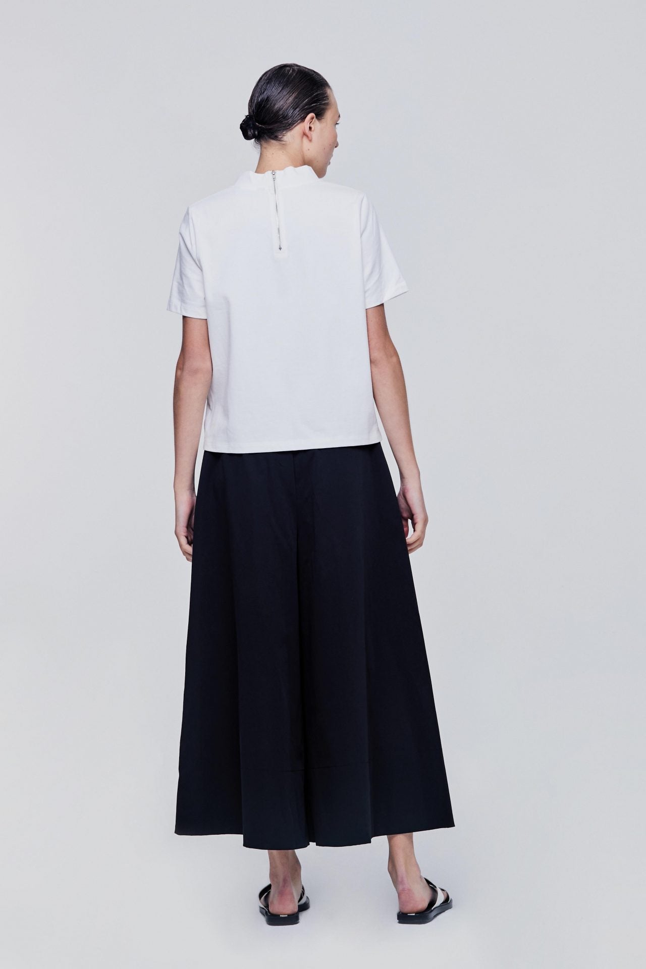 color:IVORY