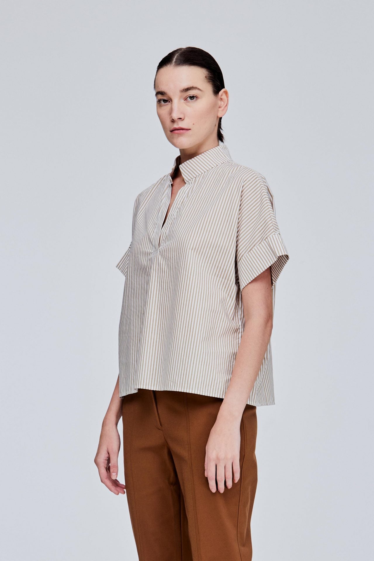 color:KHAKI STRIPES