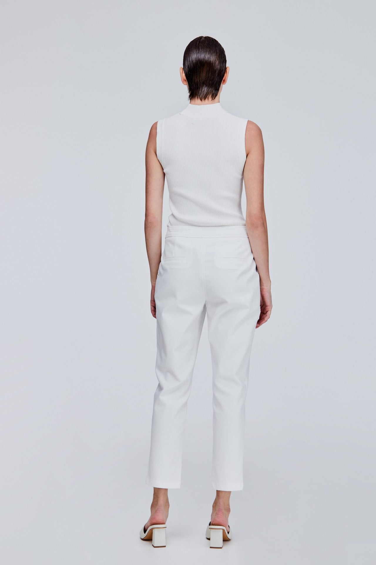 color:IVORY 3