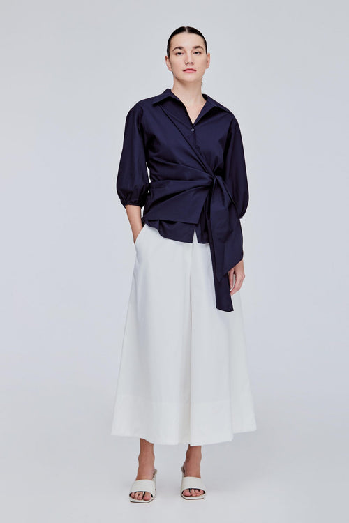color:NAVY