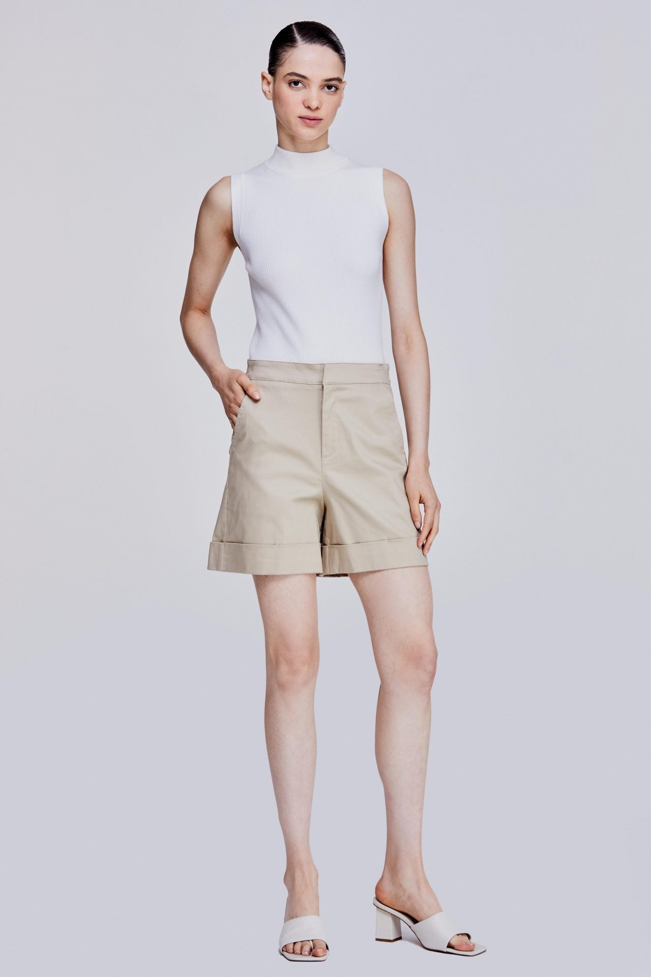color:SAND