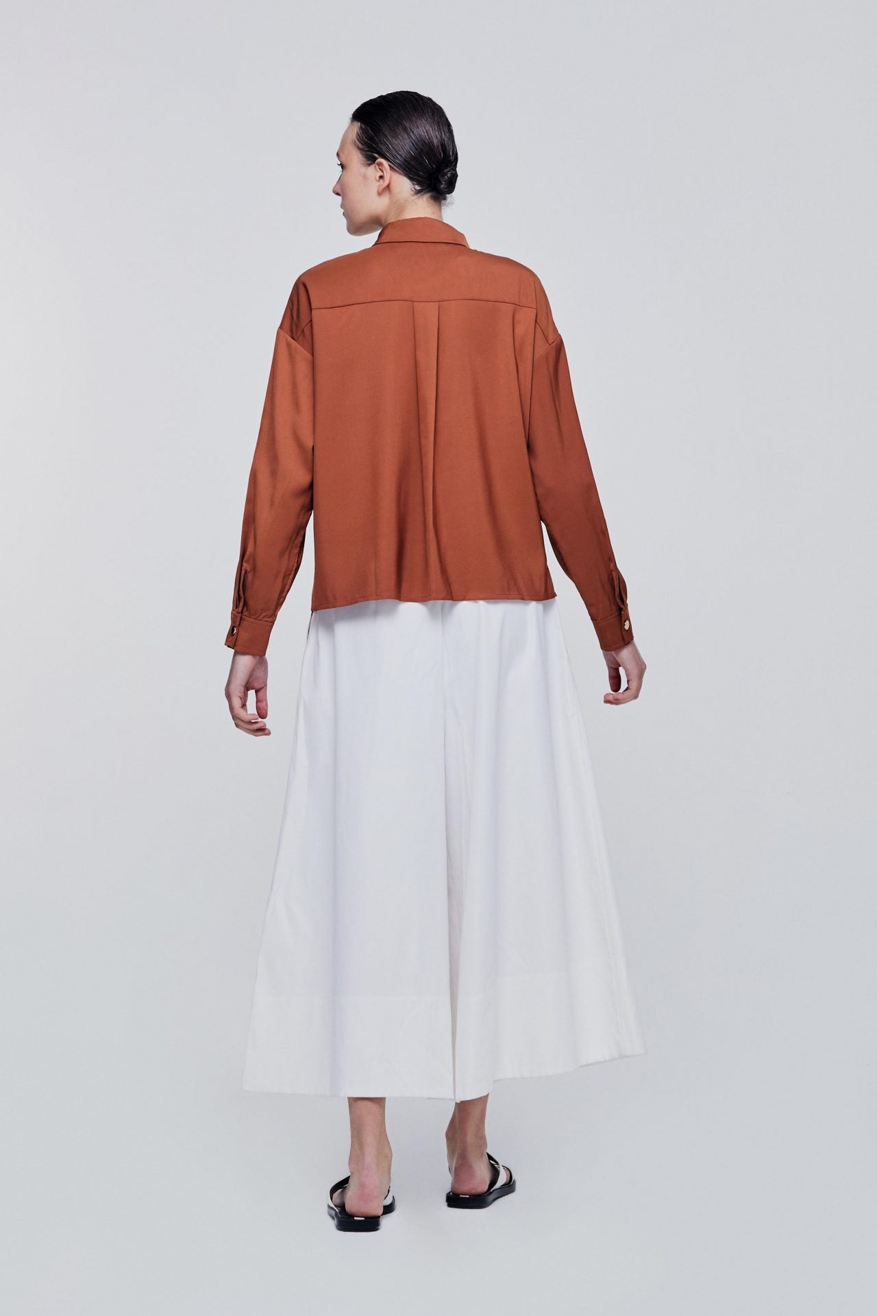 color:BRONZE