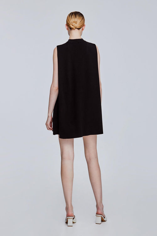 color:NOIR