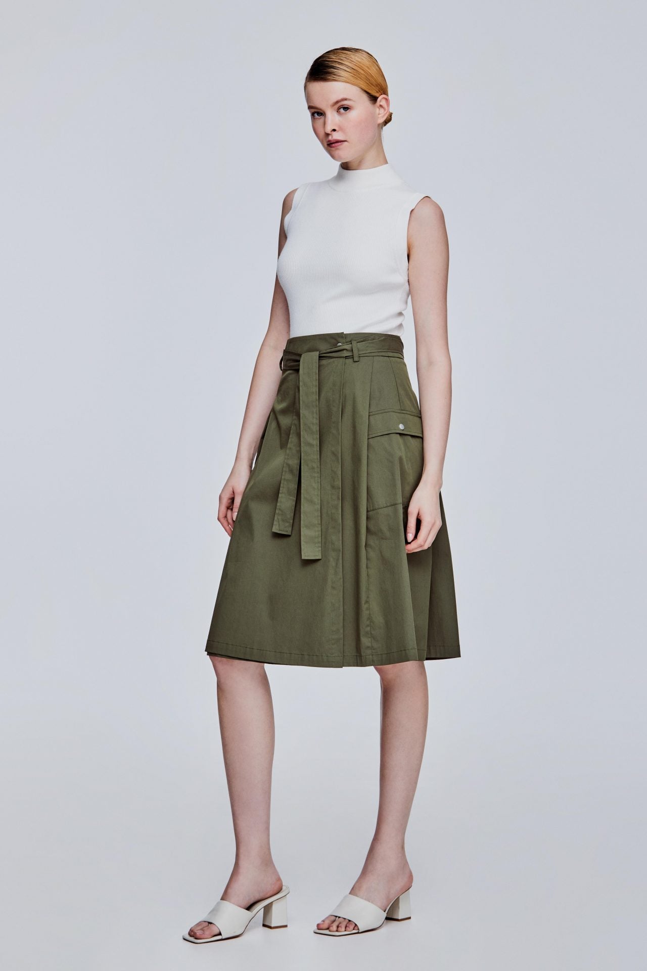 color:ARMY GREEN