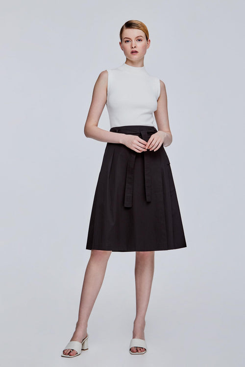 color:NOIR