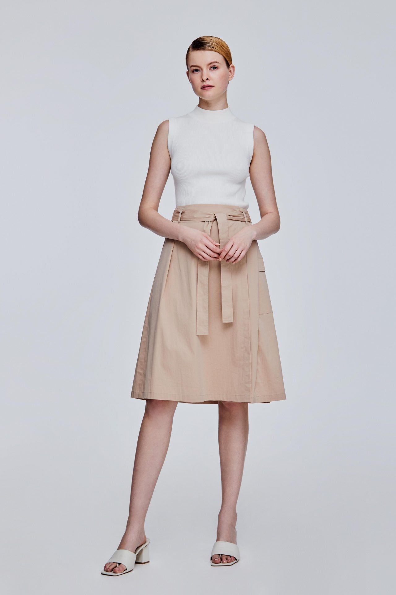 color:TAUPE