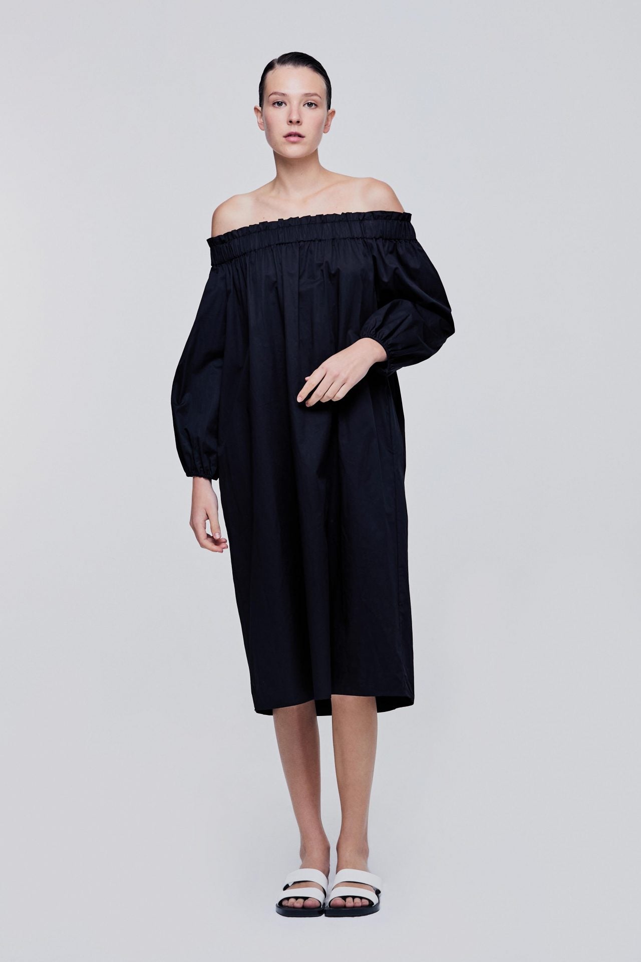 color:NOIR
