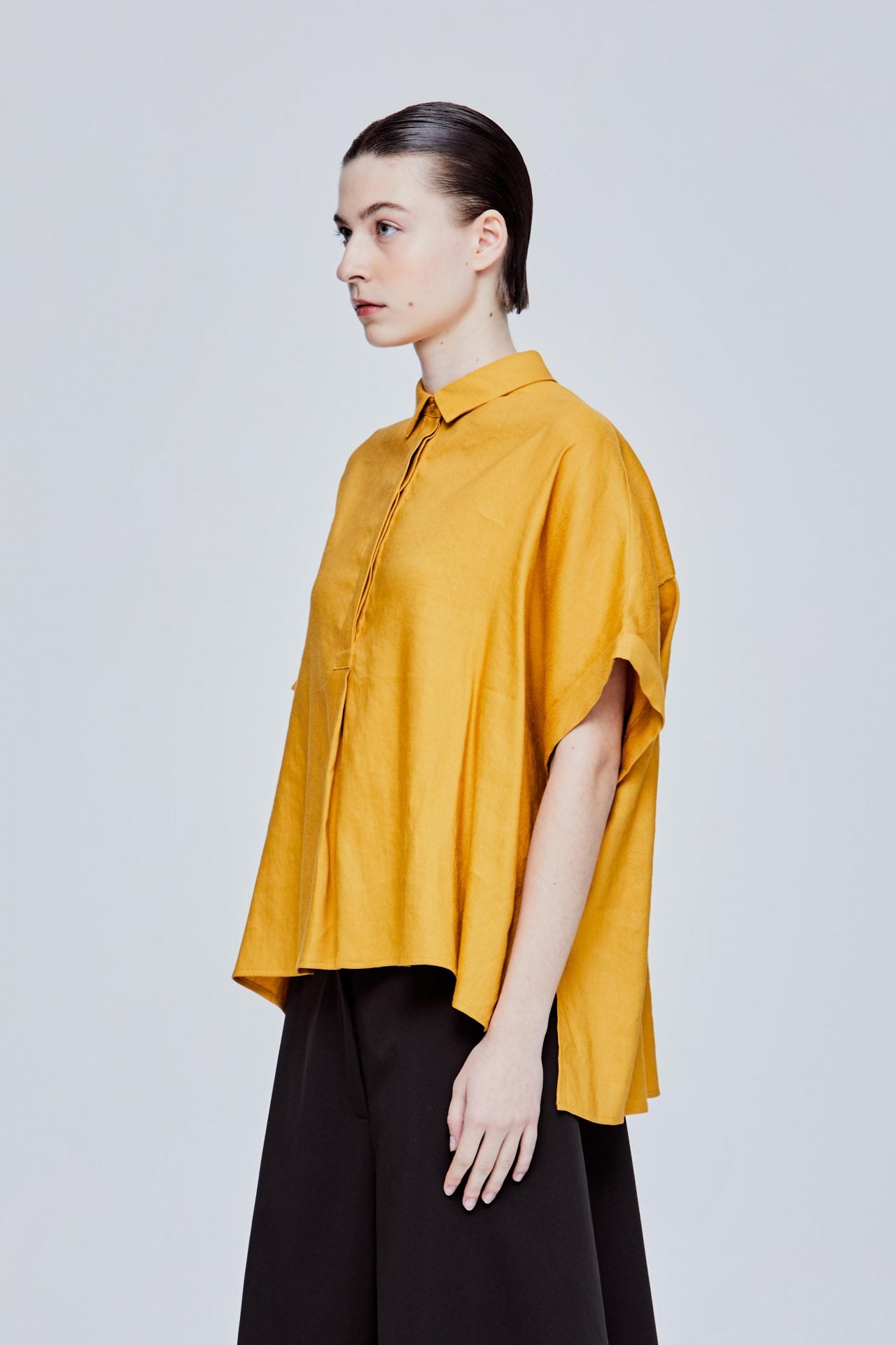 color:MARIGOLD