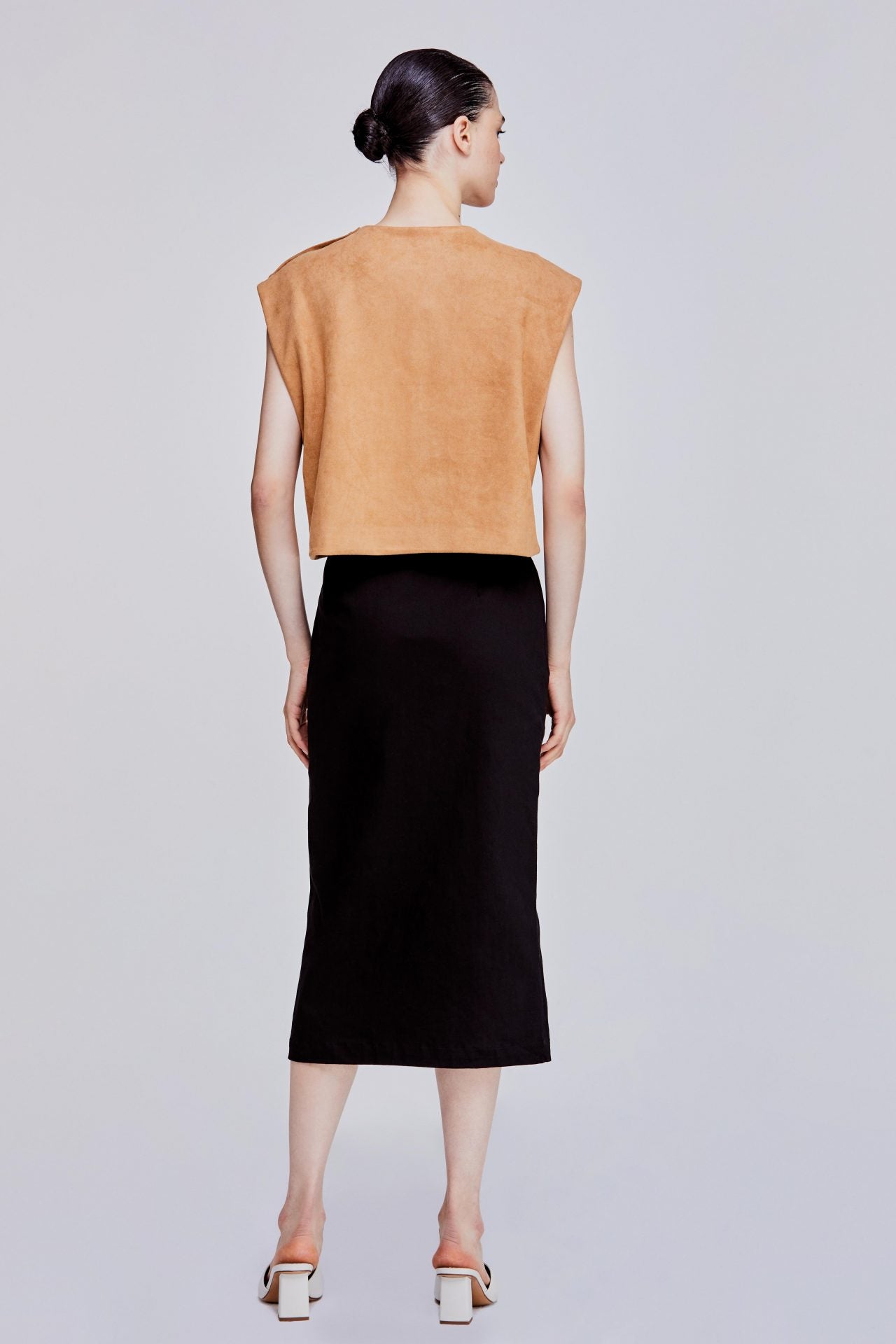 color:CAMEL