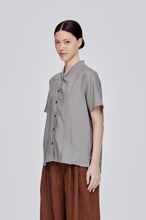 color:GREY