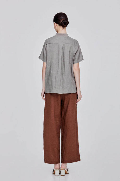 color:GREY