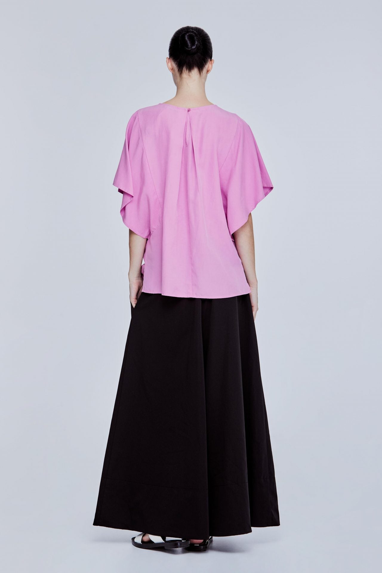 color:FUCHSIA