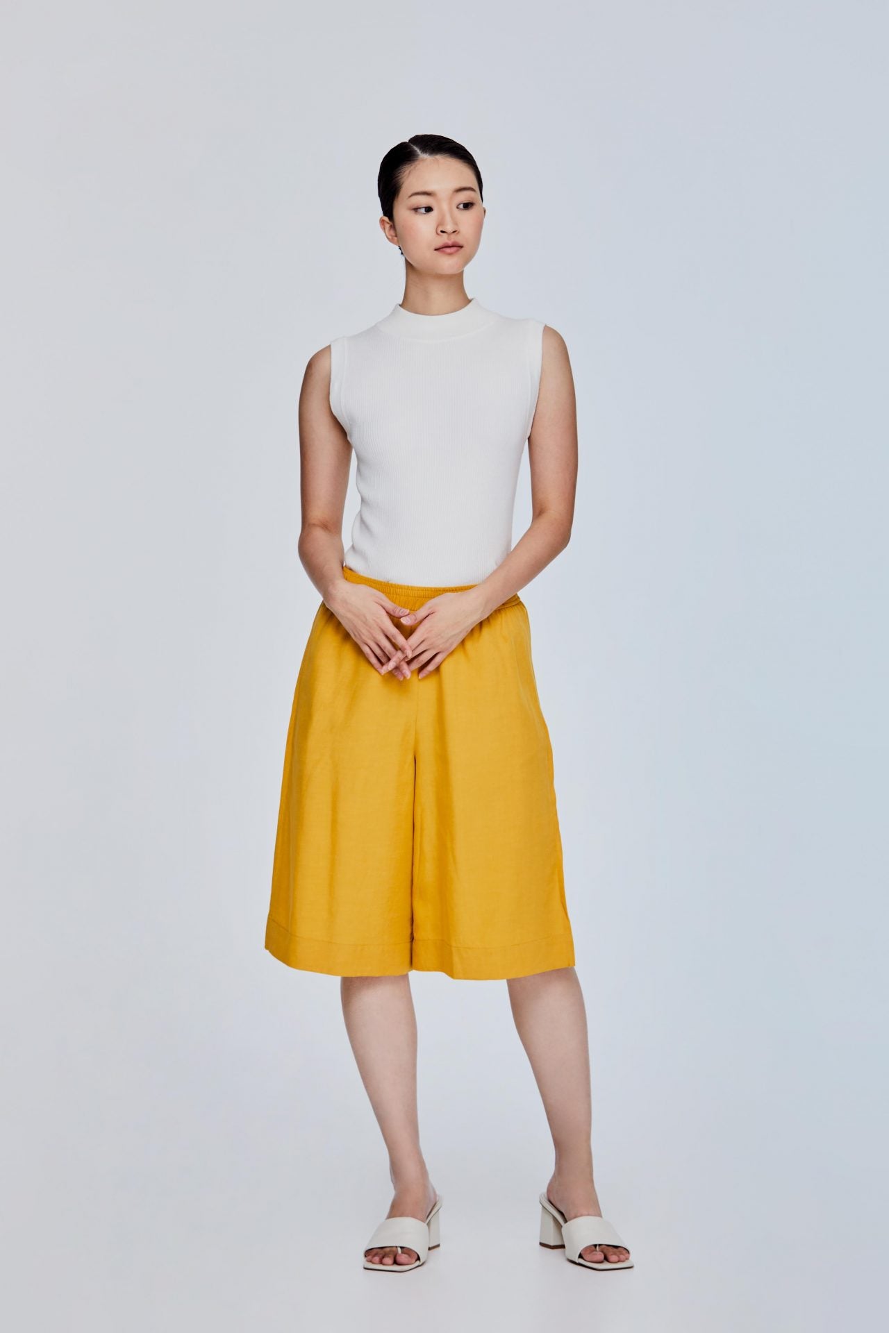color:MUSTARD
