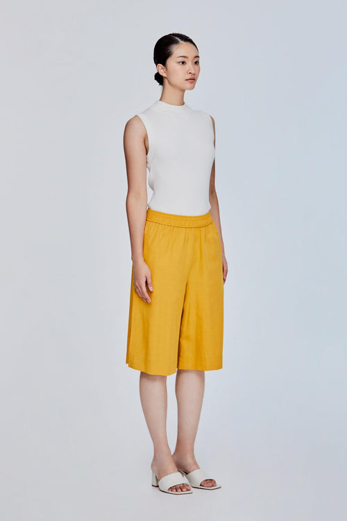 color:MUSTARD