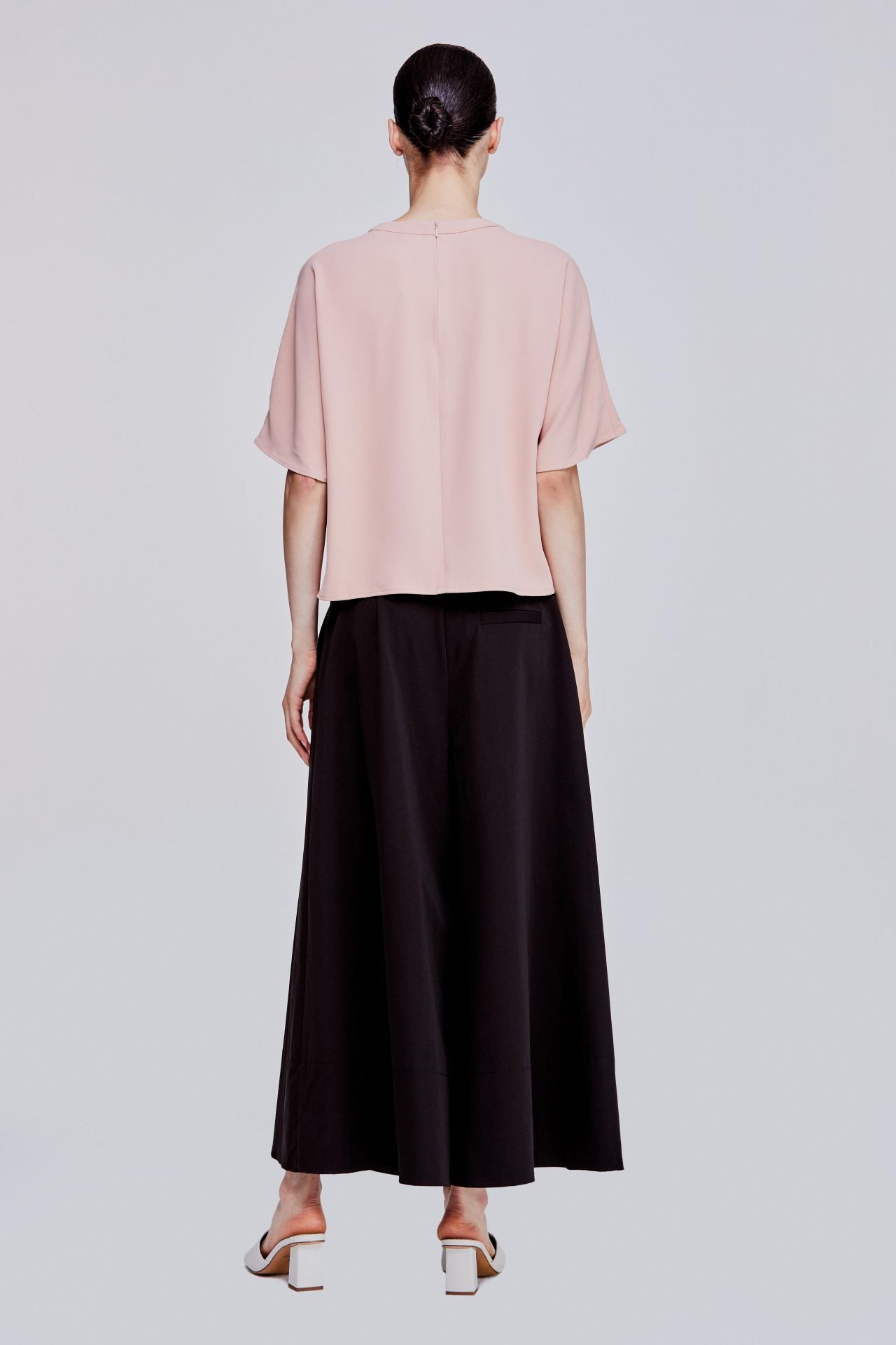 color:BLUSH 3
