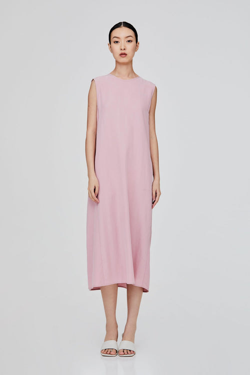 color:PINK