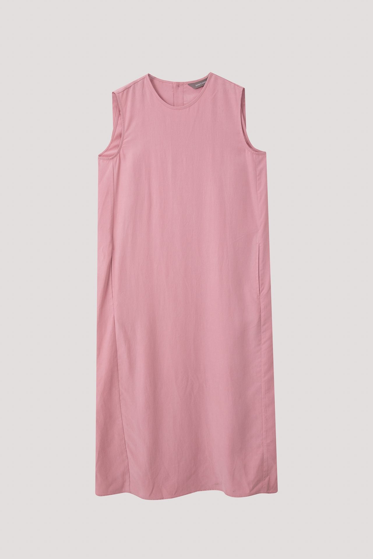 color:PINK