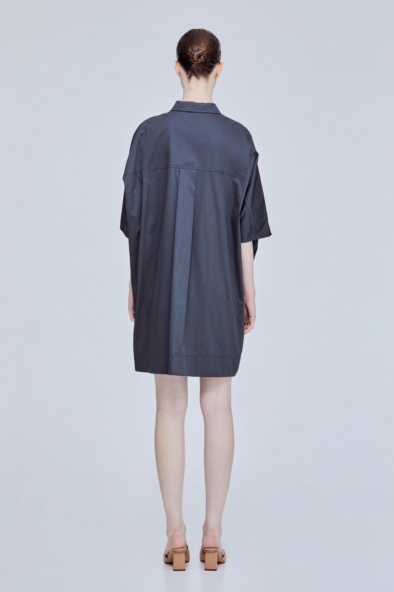 color:DARK GREY