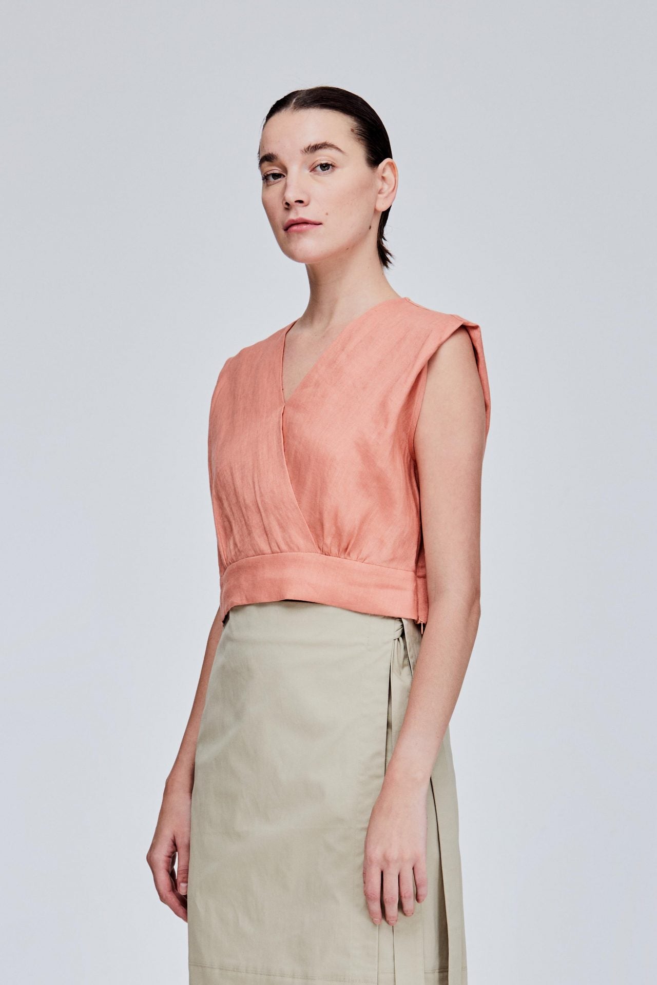 color:PEACH