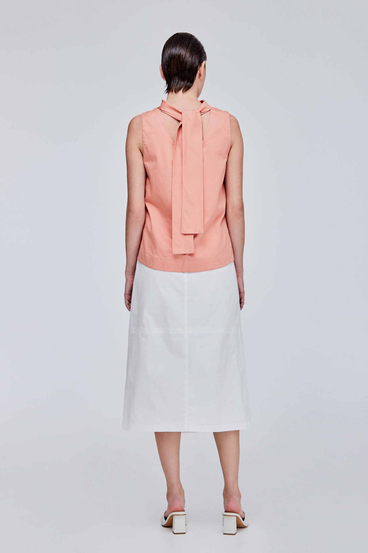color:PEACH
