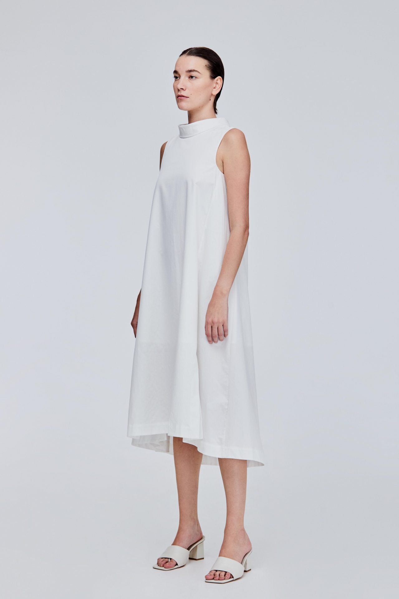 color:IVORY