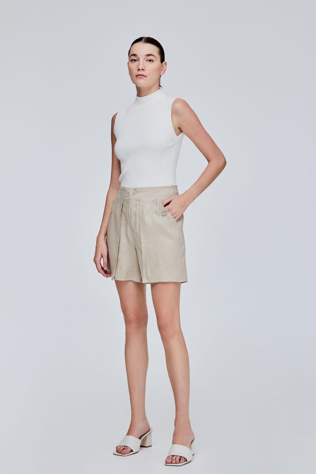 color:TAUPE