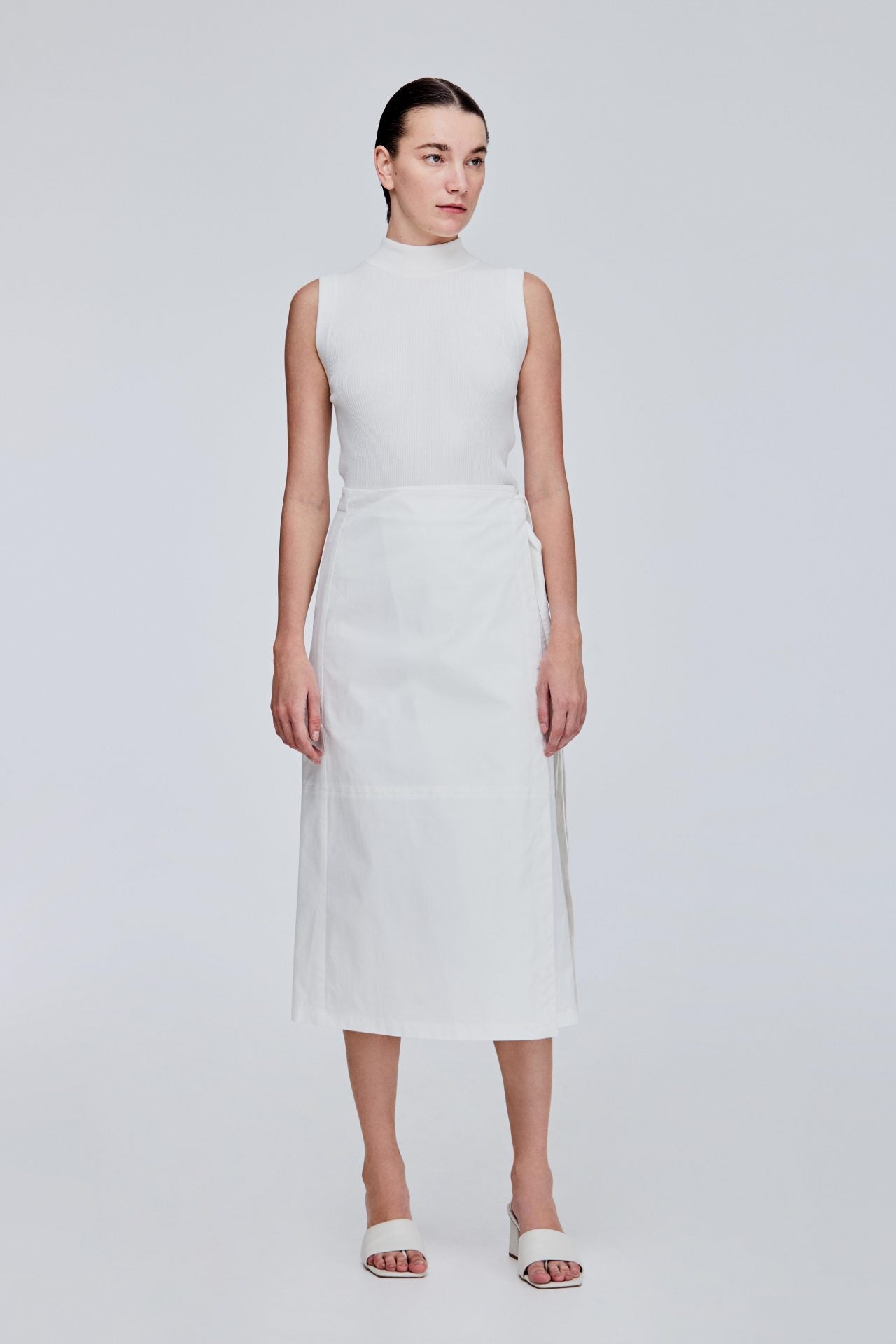 color:IVORY 1