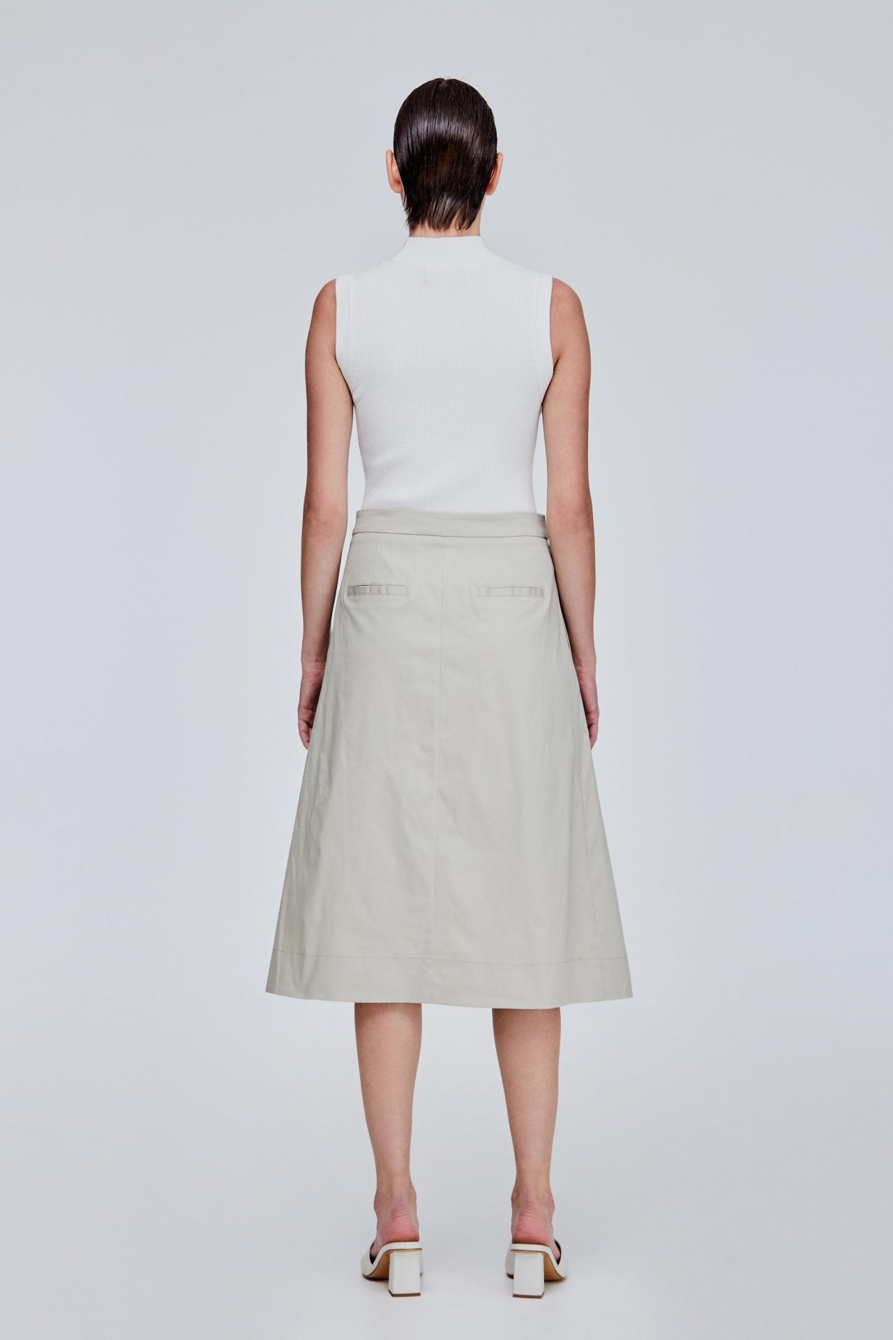 color:TAUPE