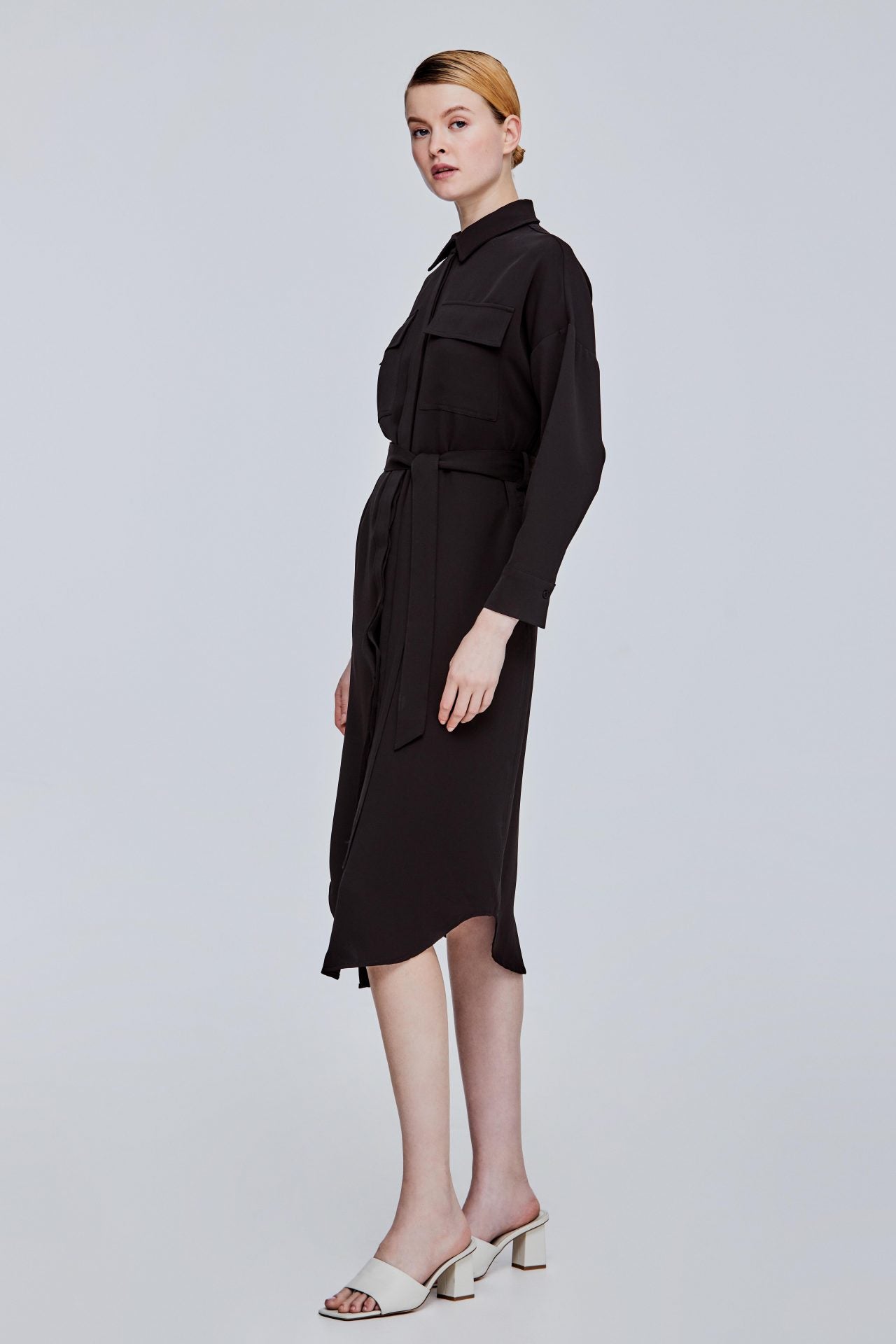 color:NOIR