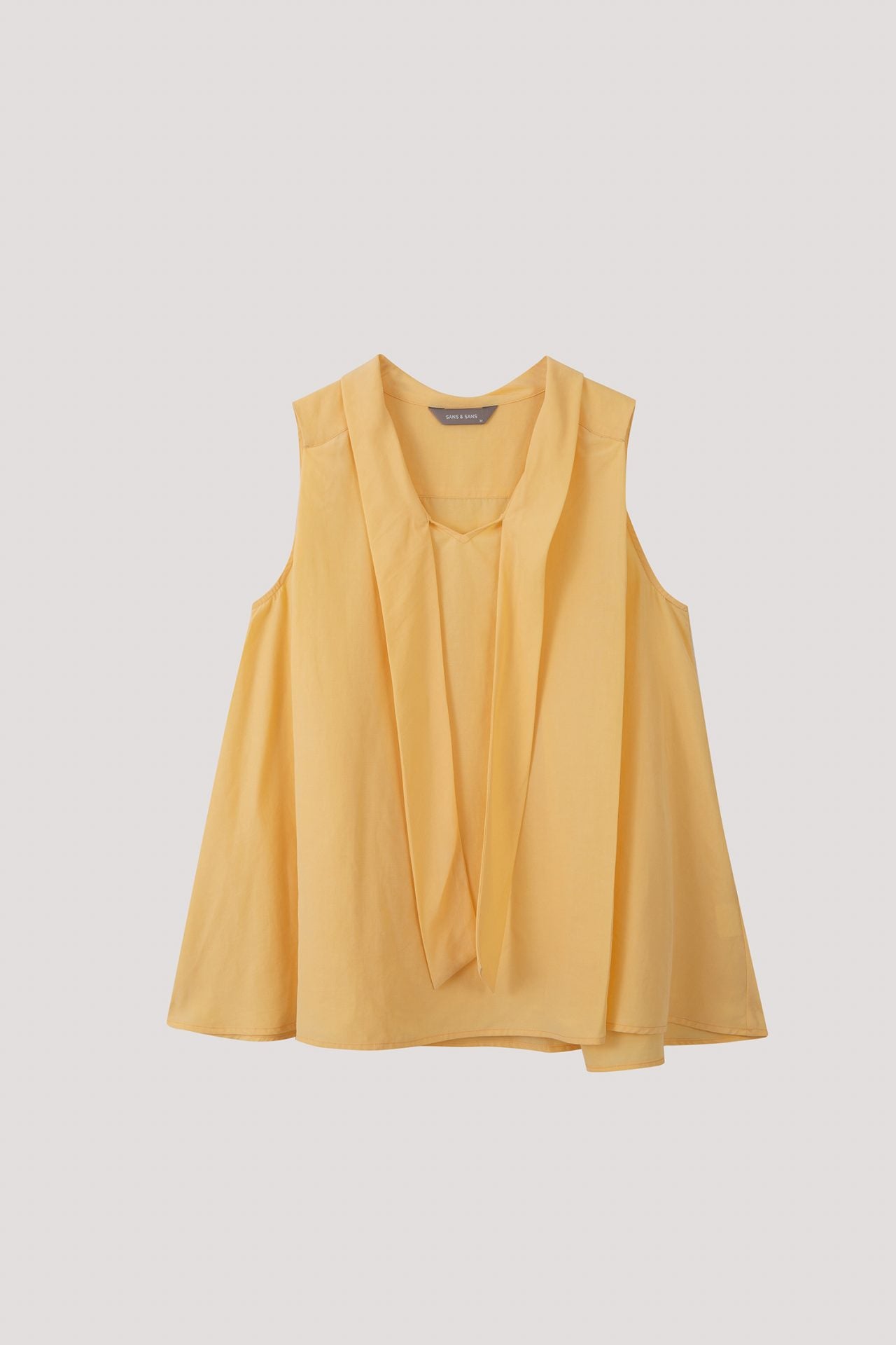 color:PALE YELLOW