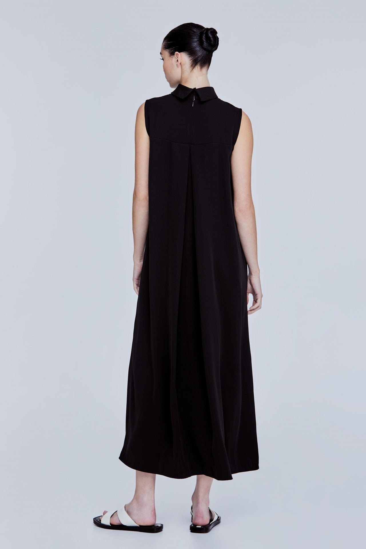 color:NOIR