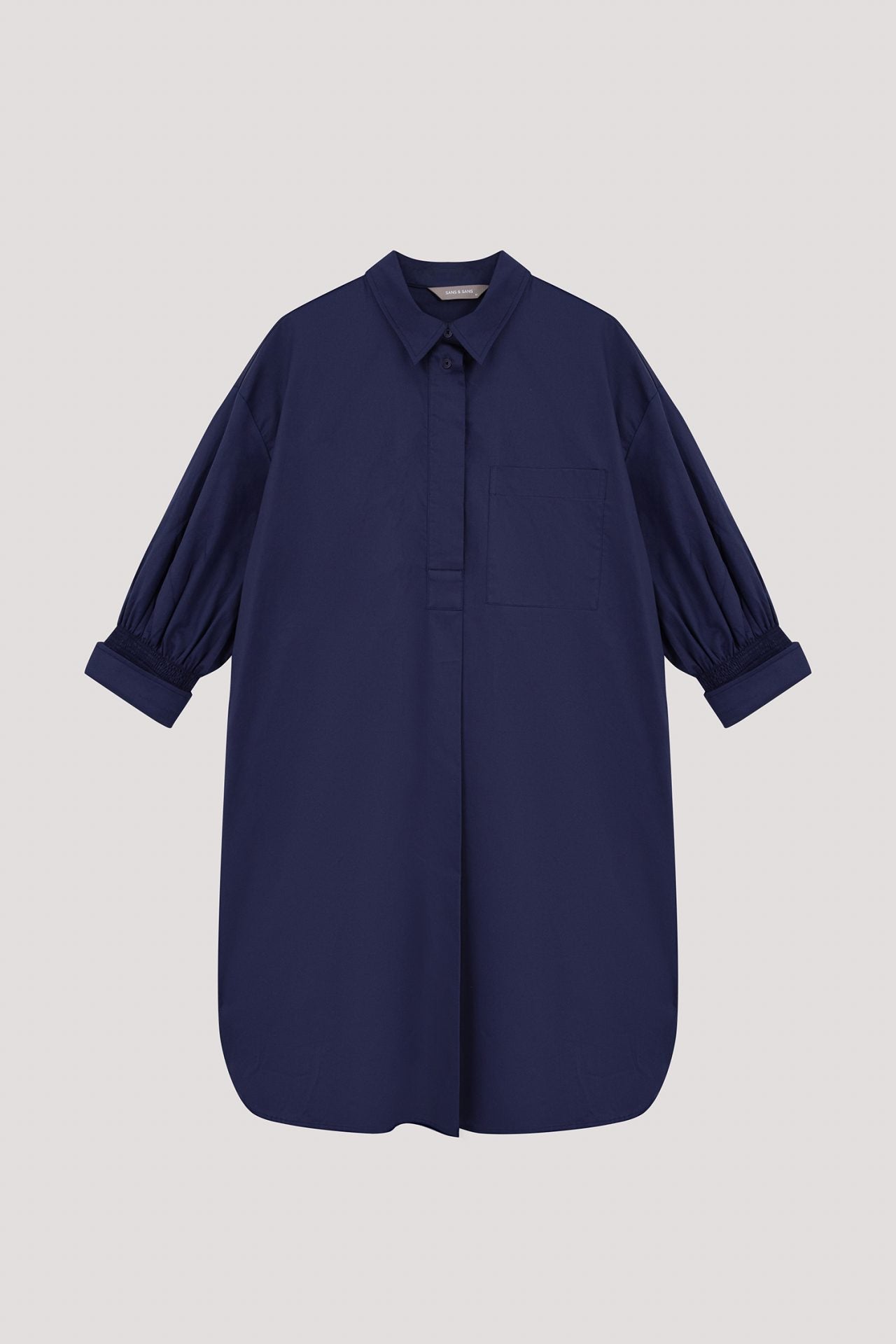 color:NAVY