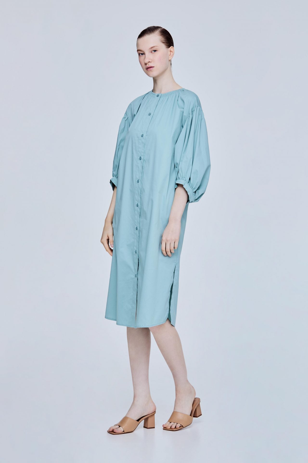 color:AQUA BLUE