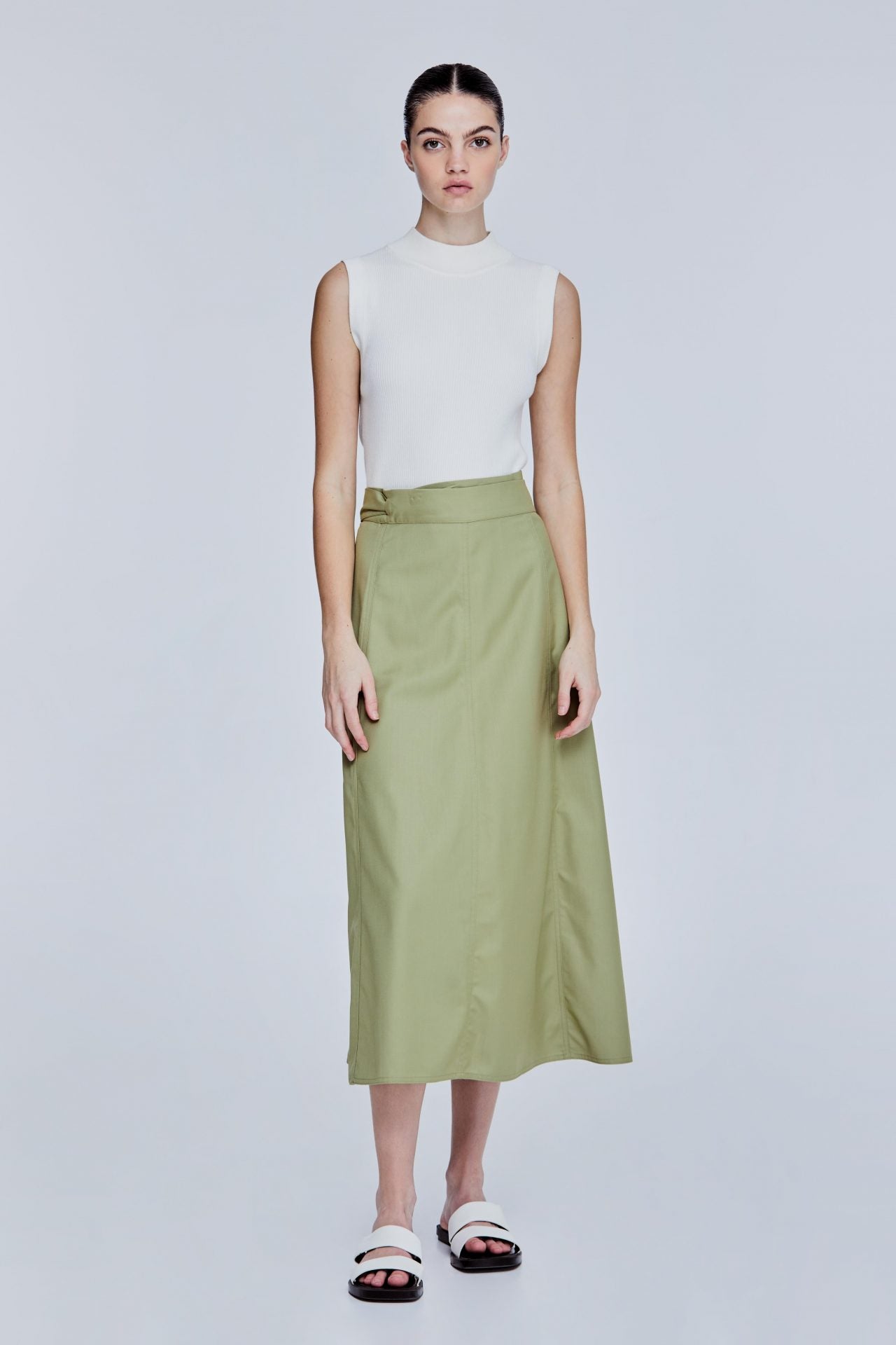 color:OLIVE