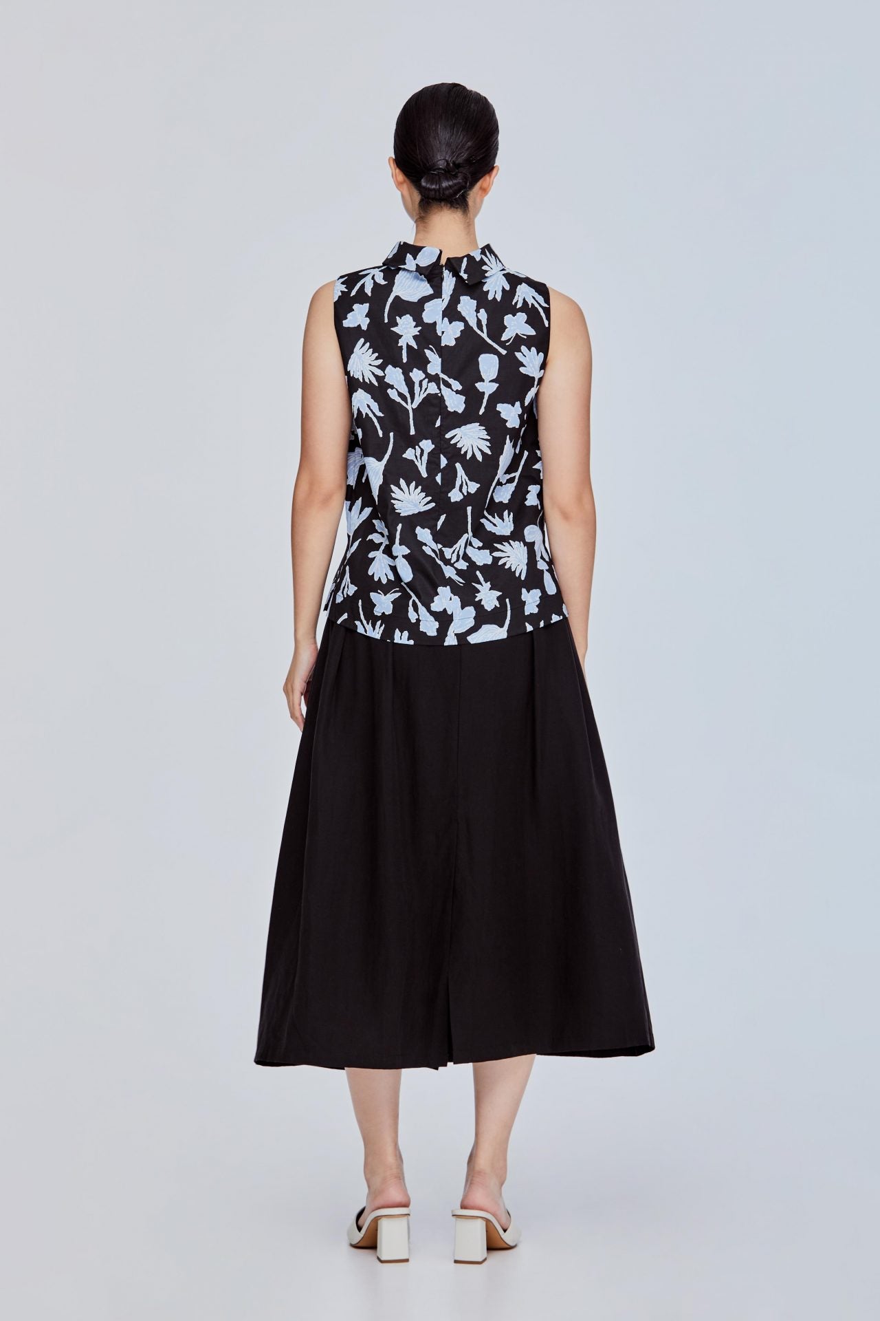 Pattern Roll Collar Top