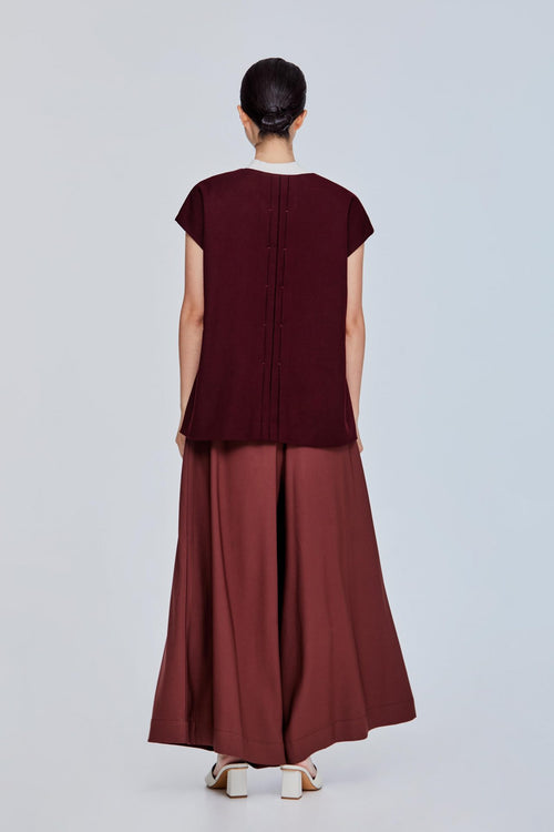 color:BURGUNDY