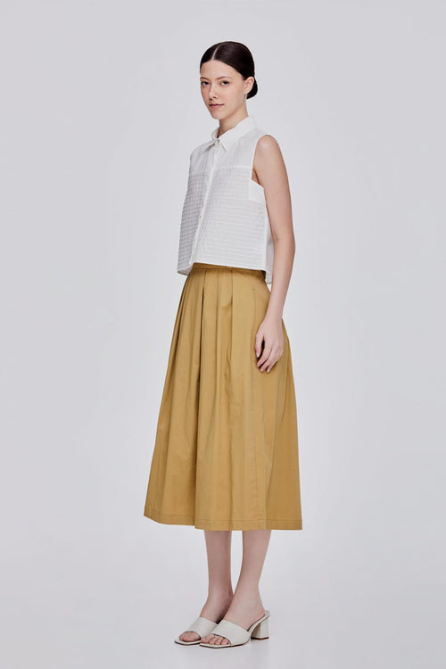 color:IVORY
