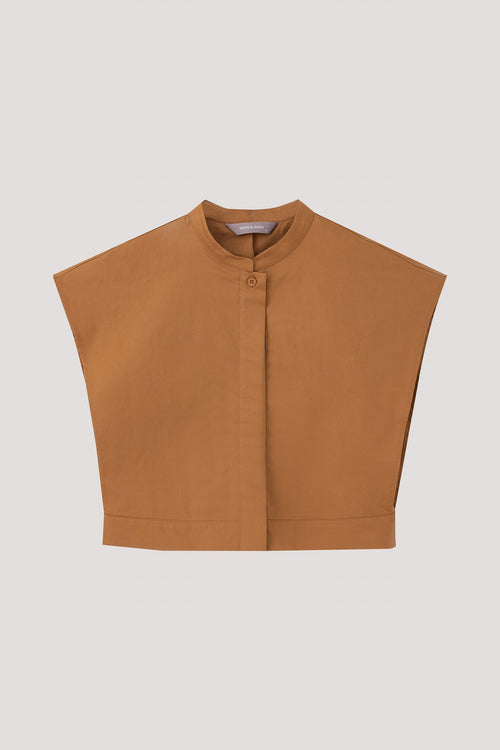 color:CARAMEL