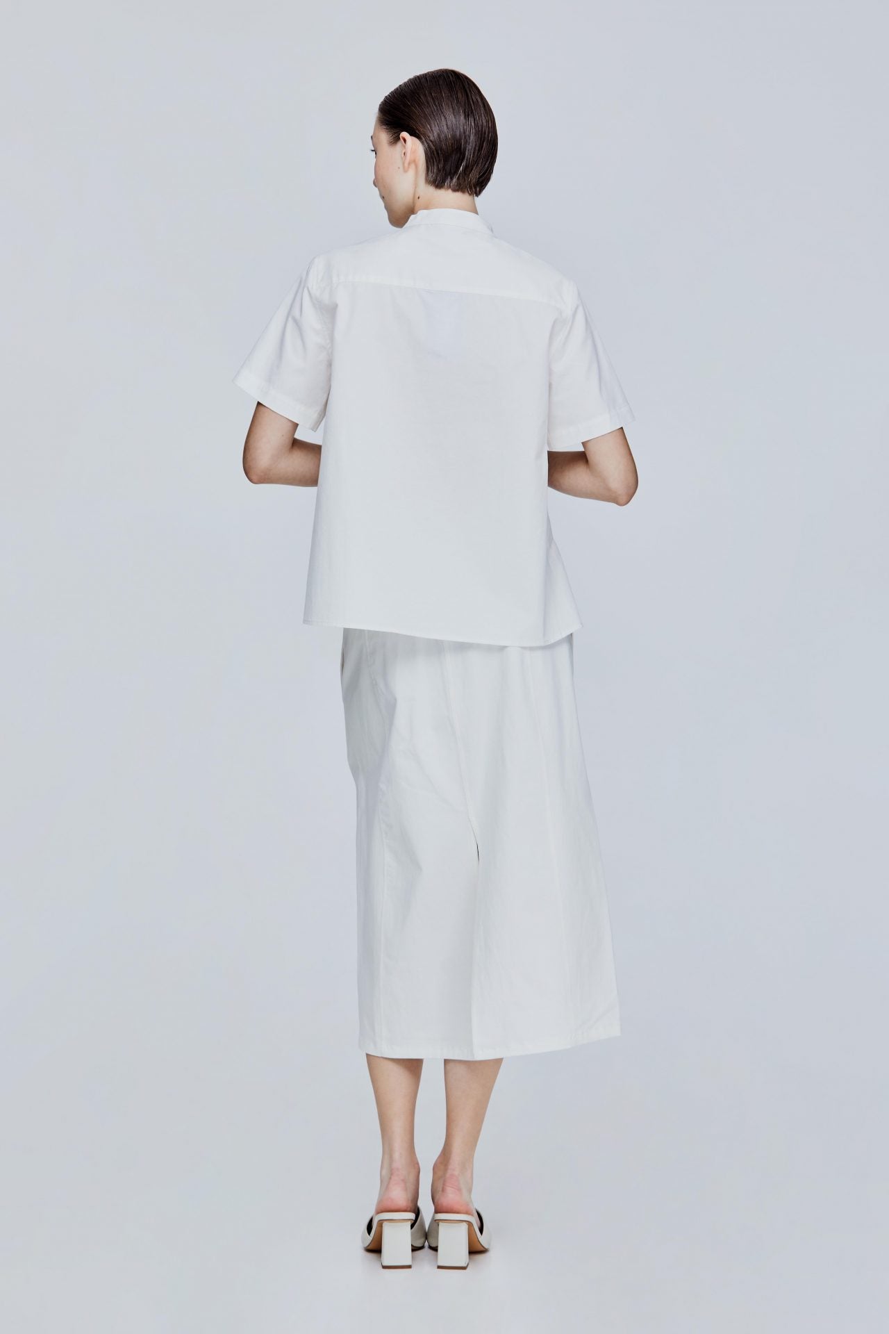 color:IVORY