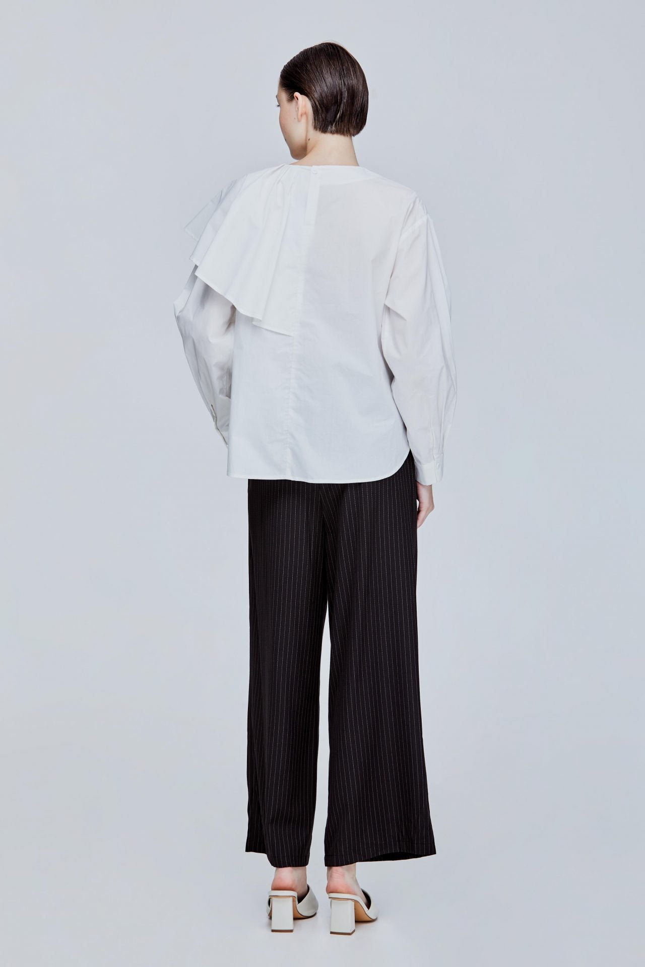color:IVORY 3