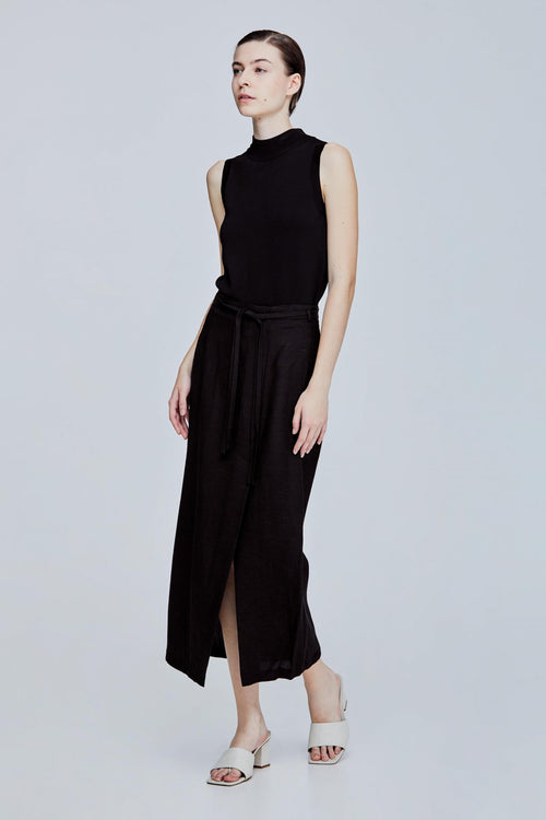 color:NOIR
