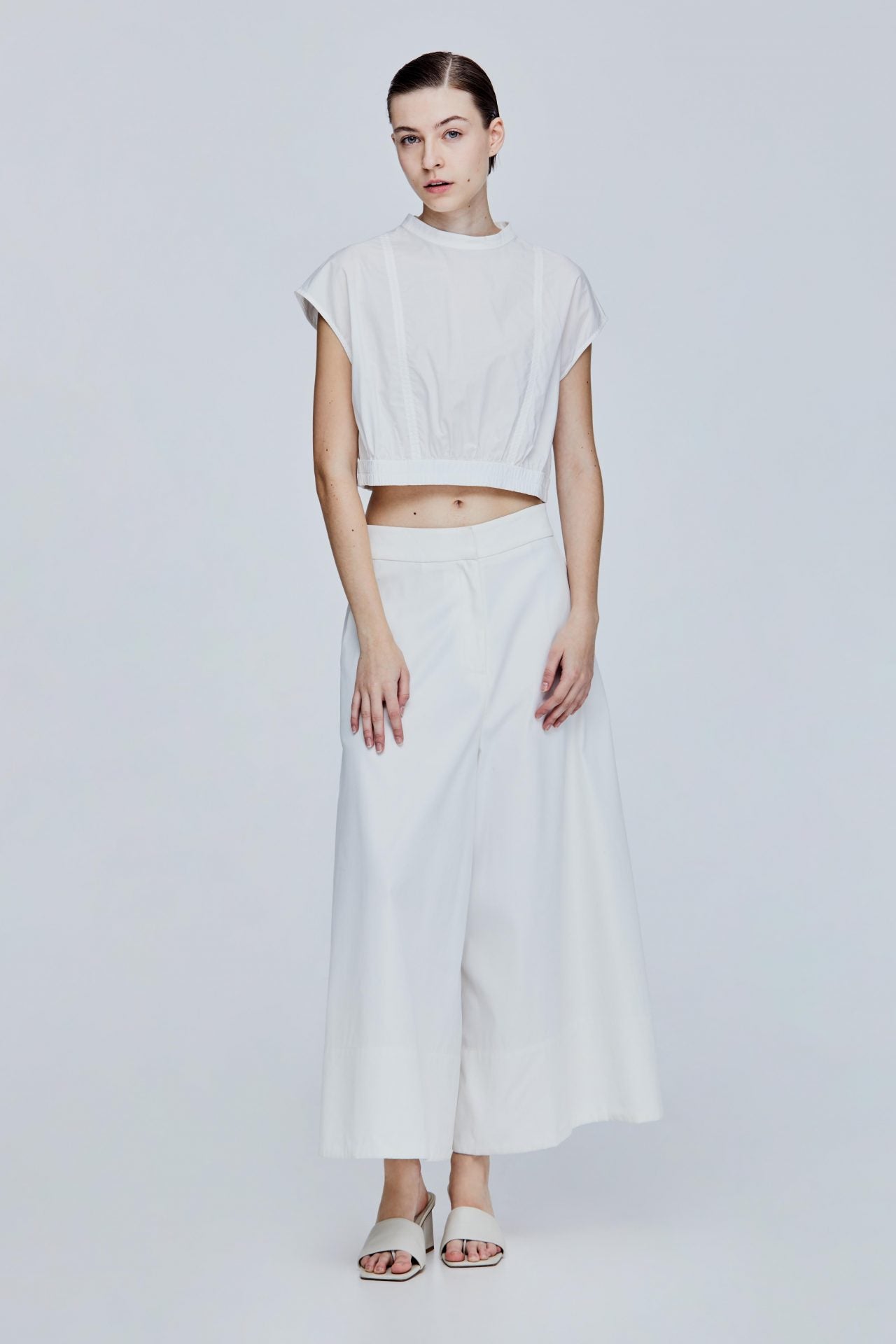 color:IVORY 1