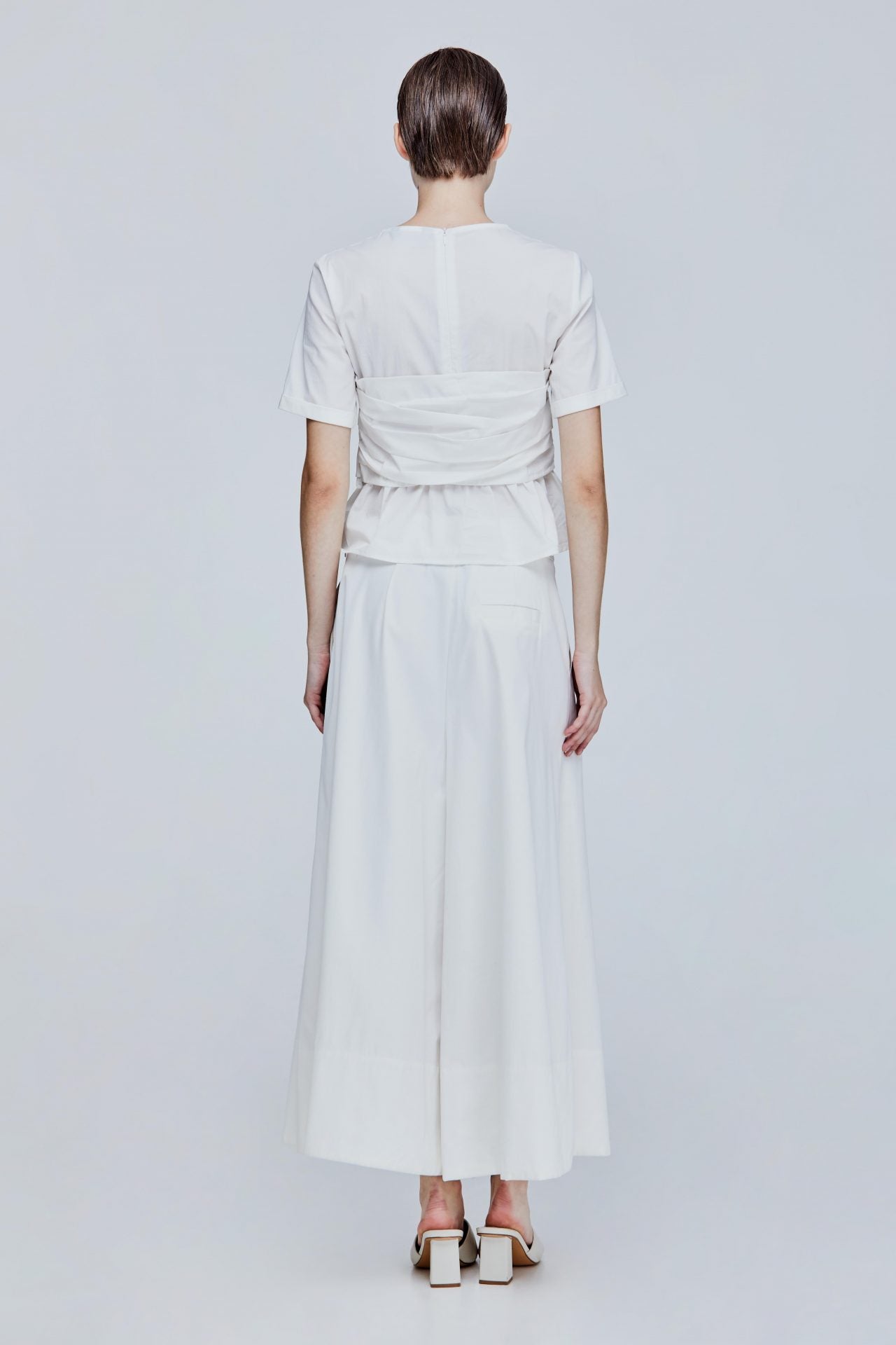 color:IVORY 3