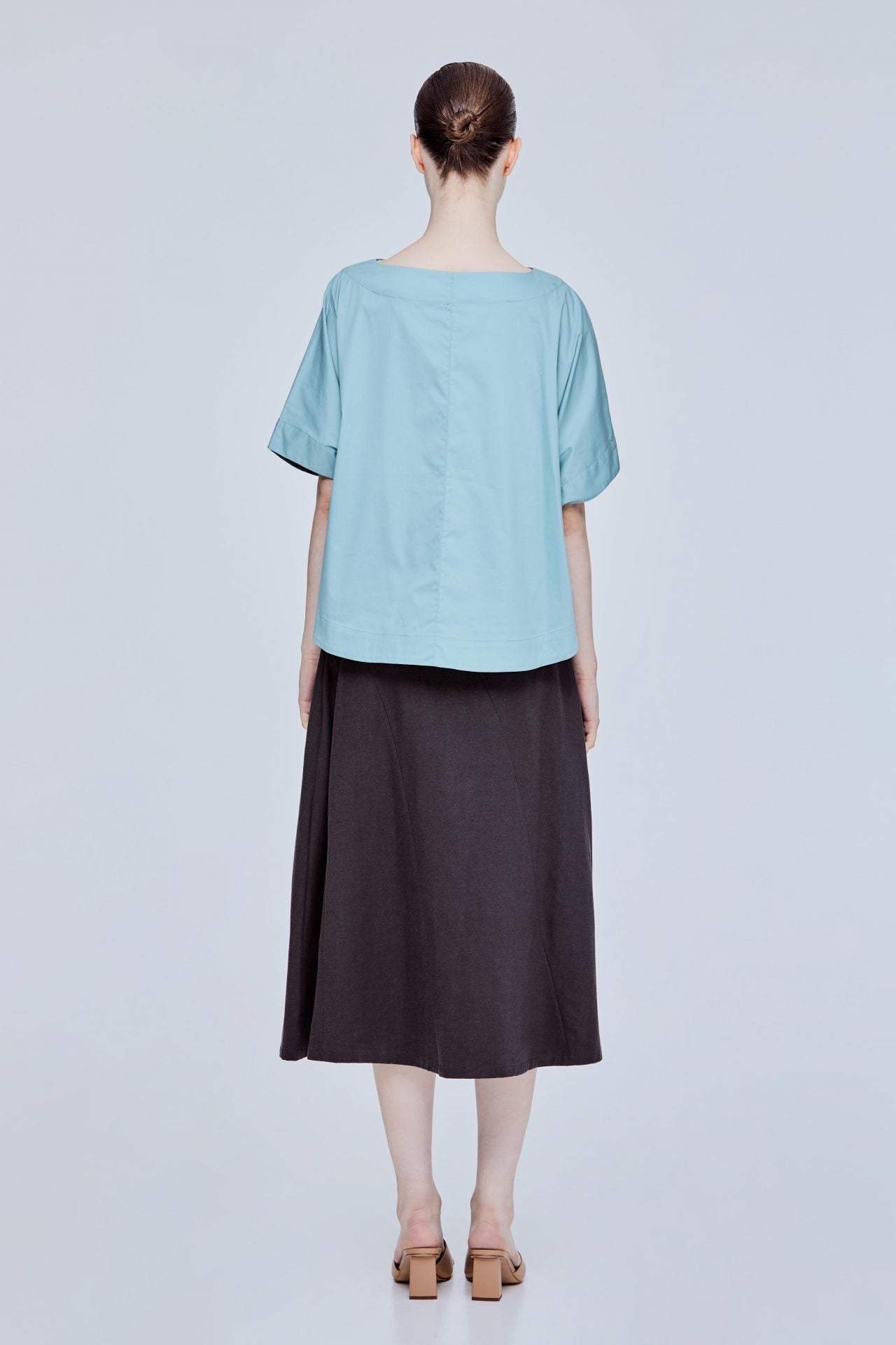color:AQUA BLUE