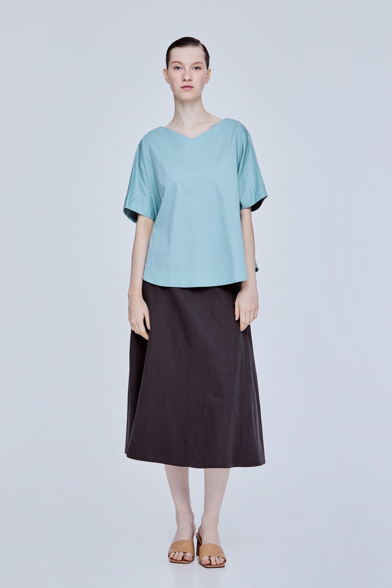 color:AQUA BLUE