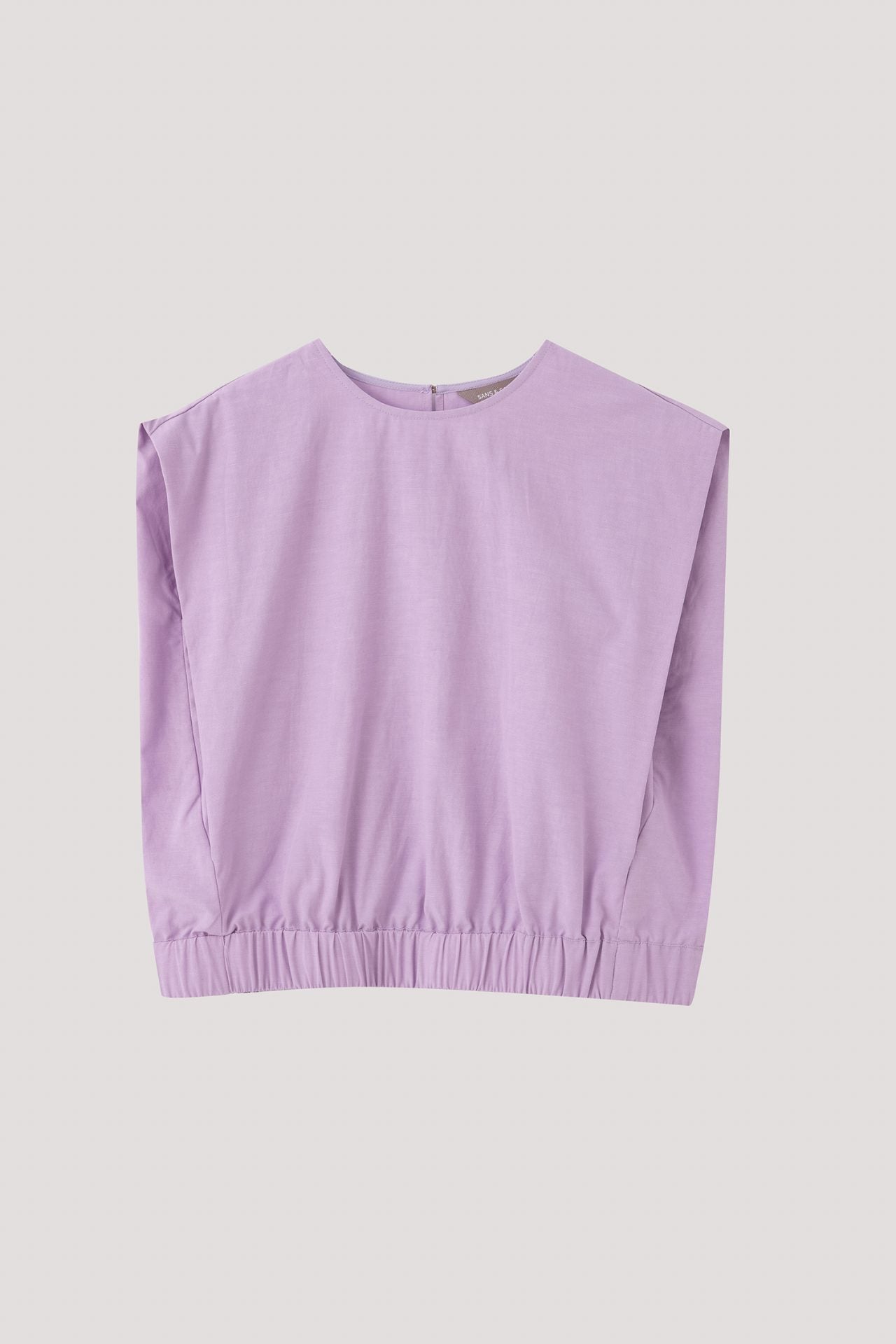 color:LAVENDER